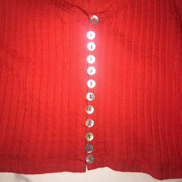 Red-orange Button Crop Tank Top - Picture 3 of 4